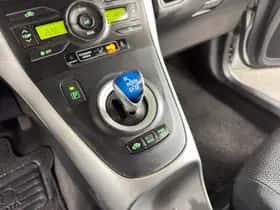 Toyota Auris (2011) thumbnail 19