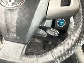 Toyota Auris (2011) thumbnail 20
