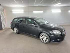 Toyota Avensis (2008) thumbnail 3