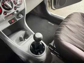 Nissan Pixo (2010) thumbnail 19