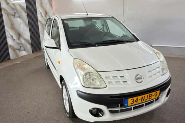 Nissan Pixo (2010) thumbnail 4