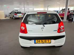 Nissan Pixo (2010) thumbnail 6