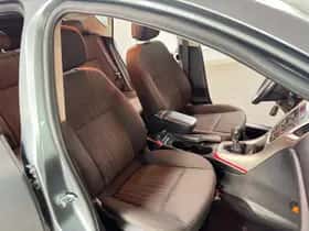 Opel Astra (2011) thumbnail 23