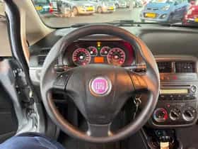 Fiat Grande Punto (2008) thumbnail 15