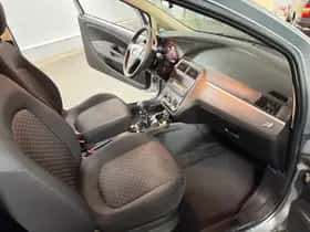 Fiat Grande Punto (2008) thumbnail 19