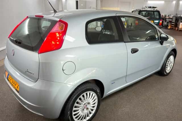 Fiat Grande Punto (2008) thumbnail 5