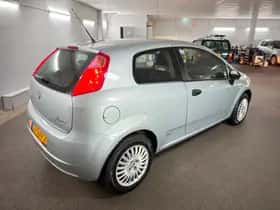 Fiat Grande Punto (2008) thumbnail 5