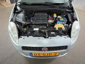 Fiat Grande Punto (2008) thumbnail 9