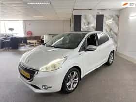 Peugeot 208 (2015)