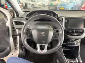 Peugeot 208 (2015) thumbnail 14