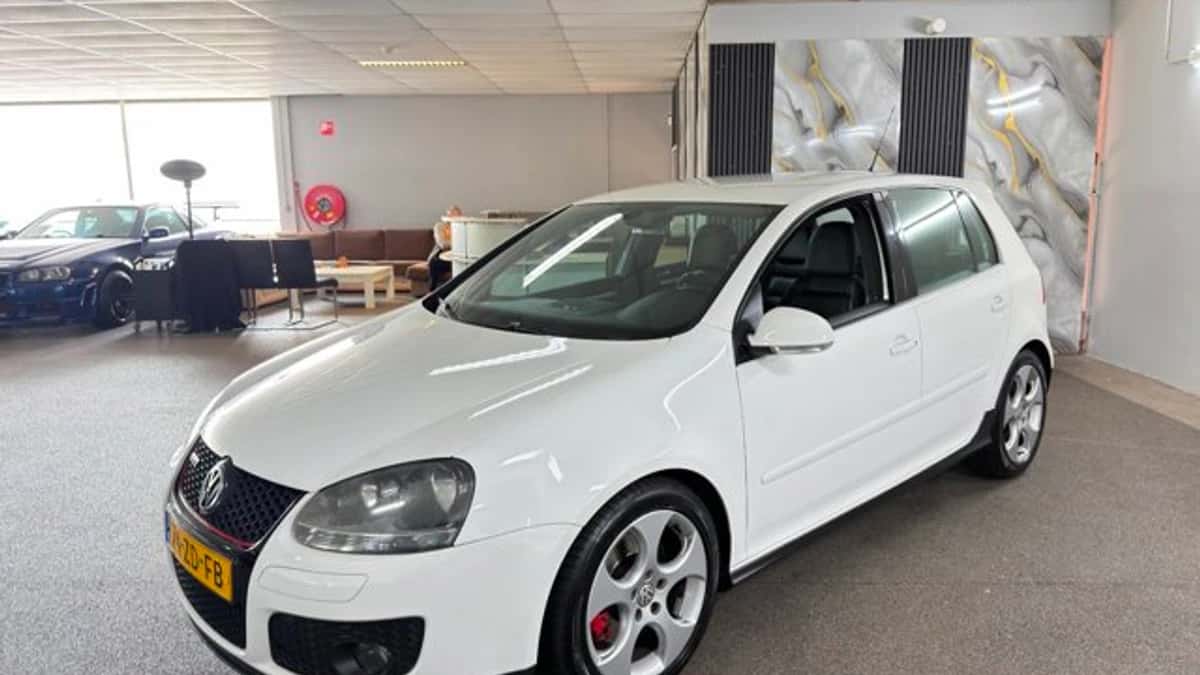 Volkswagen Golf (2008) — foto 1