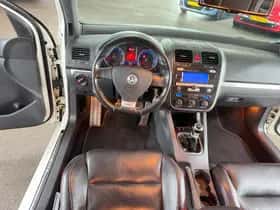 Volkswagen Golf (2008) thumbnail 17