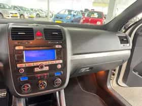 Volkswagen Golf (2008) thumbnail 18