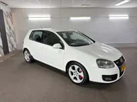 Volkswagen Golf (2008) thumbnail 3