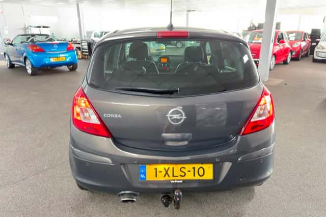 Opel Corsa (2014) thumbnail 6
