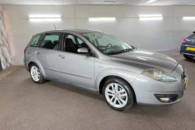 Fiat Croma (2009) thumbnail 3
