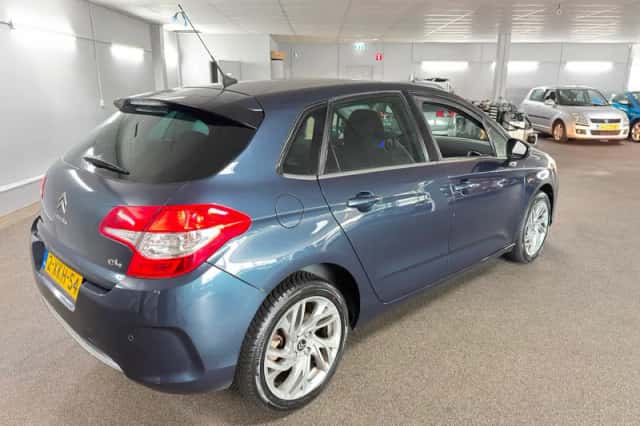 Citroën C4 (2014) thumbnail 5