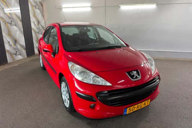 Peugeot 207 (2007) thumbnail 4