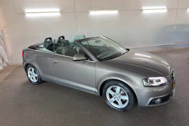 Audi A3 (2011) thumbnail 3