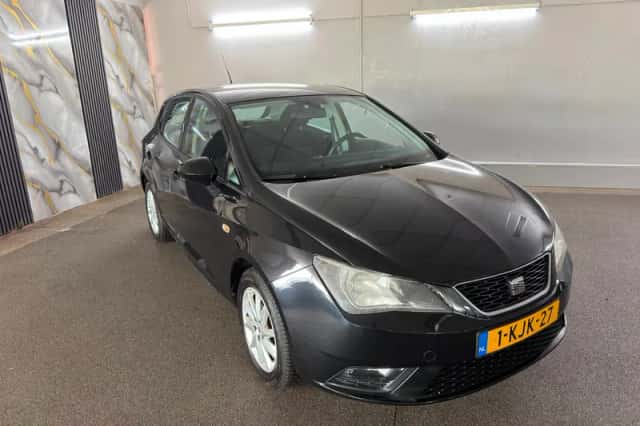SEAT Ibiza (2013) thumbnail 3