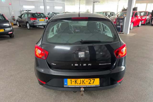 SEAT Ibiza (2013) thumbnail 6