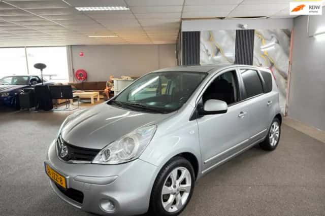 Nissan Note (2009) thumbnail 1