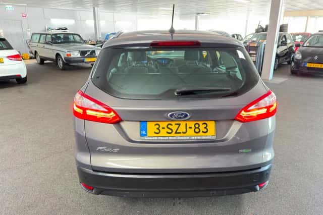 Ford Focus (2013) thumbnail 6
