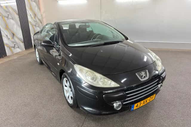 Peugeot 307 CC (2007) thumbnail 4