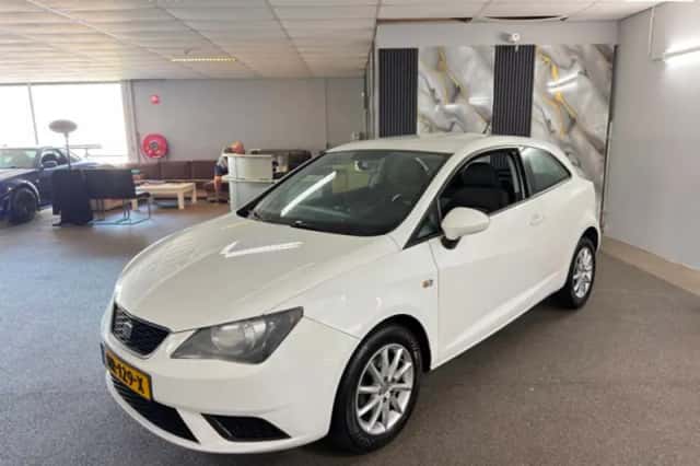 SEAT Ibiza (2013) thumbnail 1