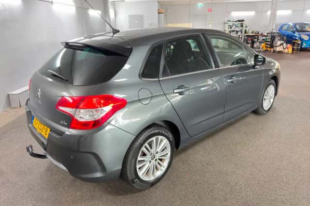 Citroën C4 (2013) thumbnail 5