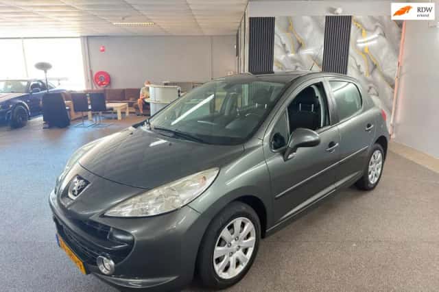 Peugeot 207 (2009) thumbnail 2