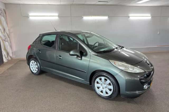 Peugeot 207 (2009) thumbnail 3