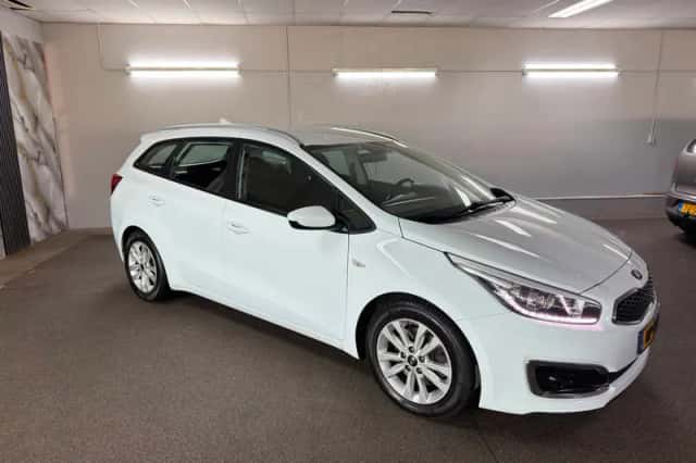 Kia Cee'd (2017) thumbnail 3