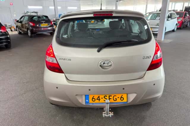 Hyundai i20 (2011) thumbnail 5