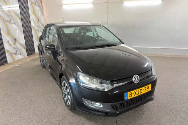 Volkswagen Polo (2014) thumbnail 3