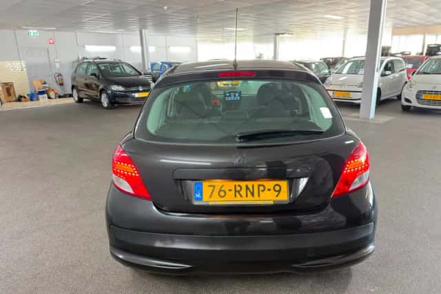 Peugeot 207 (2011) thumbnail 4