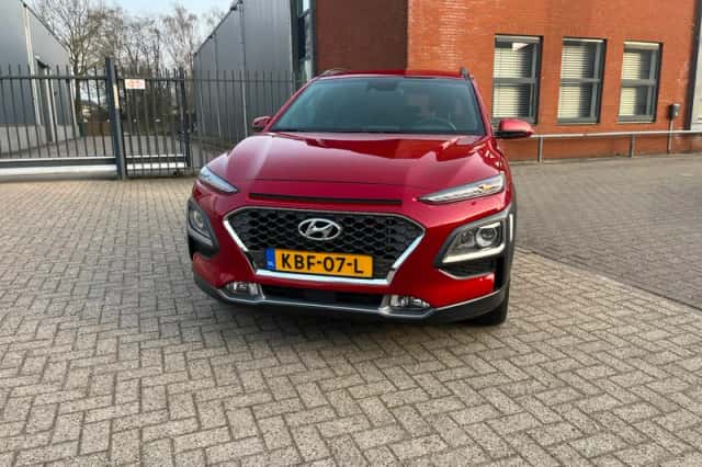Hyundai Kona (2020) thumbnail 2
