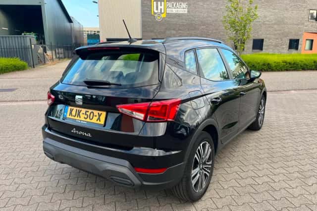 SEAT Arona (2024) thumbnail 5