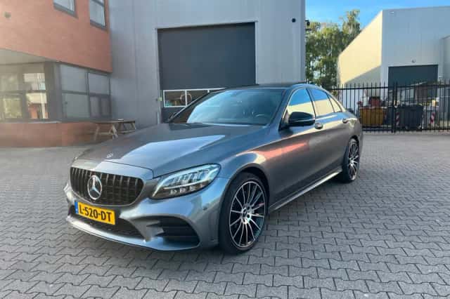 Mercedes-Benz C-Klasse (2019) thumbnail 2