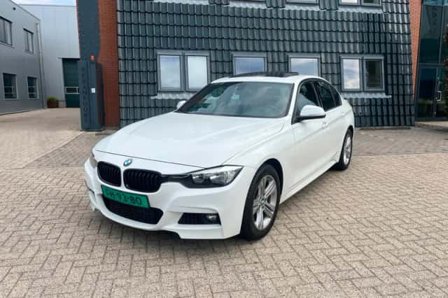 BMW 3-Serie (2016) thumbnail 1