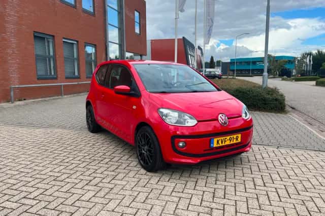 Volkswagen Up! (2012) thumbnail 4