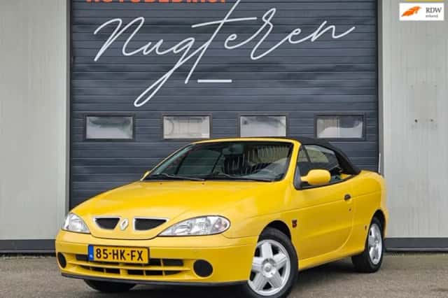 Renault Mégane (2001) thumbnail 1