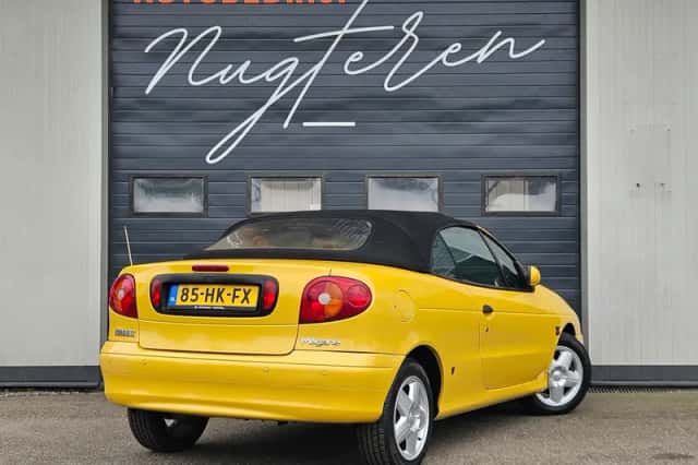 Renault Mégane (2001) thumbnail 5