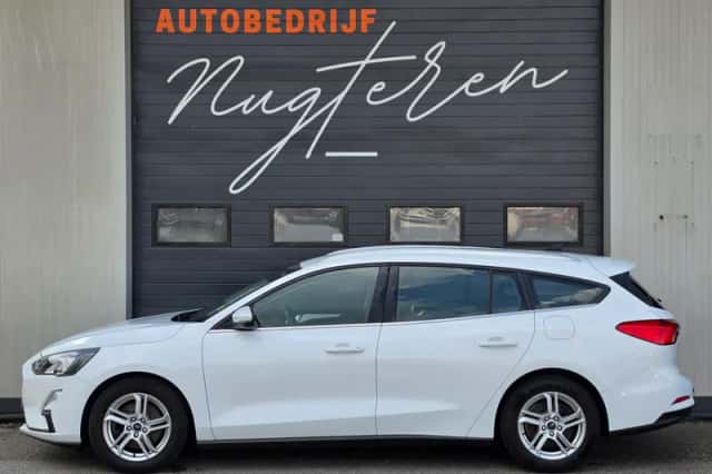Ford Focus (2020) thumbnail 3