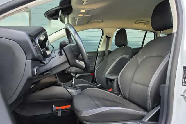 Ford Focus (2020) thumbnail 6