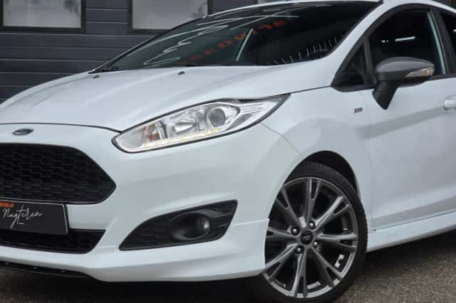 Ford Fiesta (2017) thumbnail 6