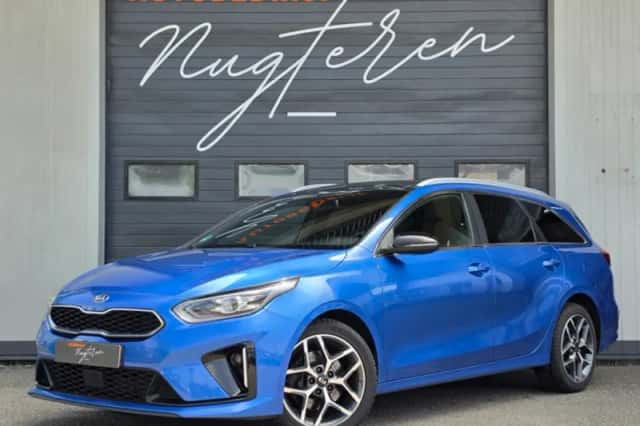 Kia Ceed Sportswagon (2020) thumbnail 1