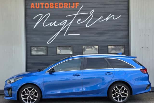 Kia Ceed Sportswagon (2020) thumbnail 3