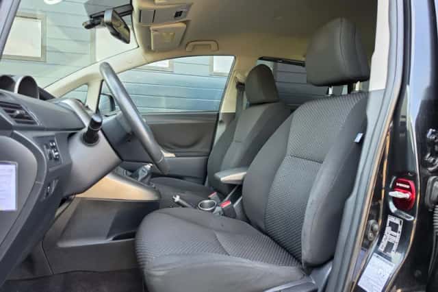 Toyota Verso (2010) thumbnail 6