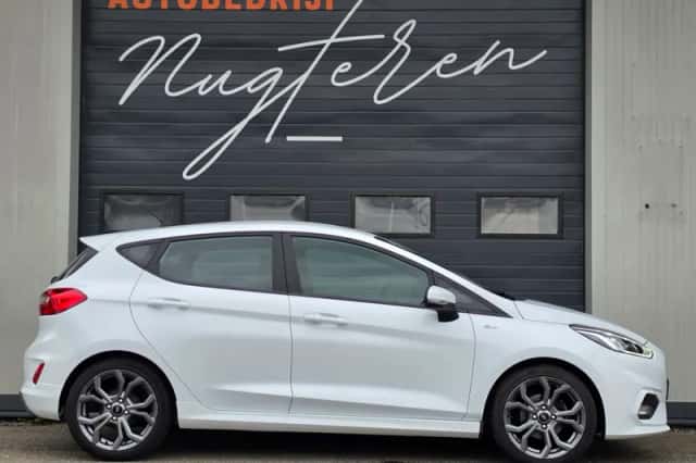 Ford Fiesta (2021) thumbnail 4